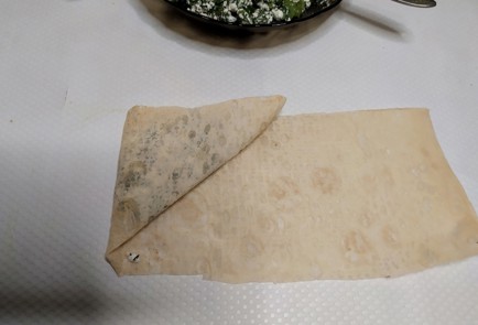 Фото шага рецепта Конвертики из лаваша с творогом и зеленью 187933 шаг 8  
