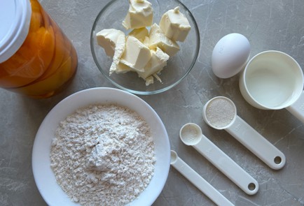 Фото шага рецепта Конвертики с персиками 176022 шаг 1