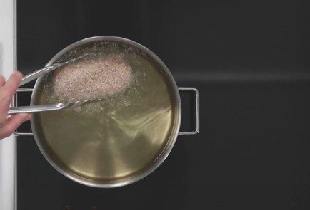 Фото шага рецепта Кордон блю из стейка индейки с ветчиной Кампана 175264 шаг 6  