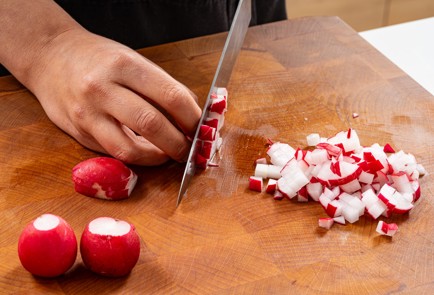 Фото шага рецепта Корейский холодный суп с редиской и лапшой 176347 шаг 6