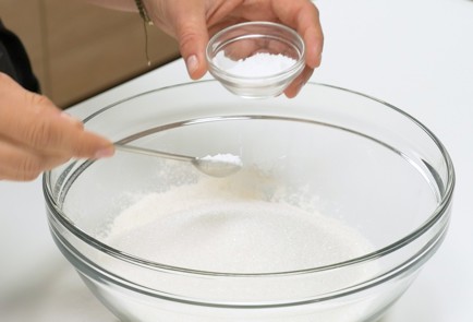 Фото шага рецепта Королевская ватрушка со сметаной и сливочным маслом 45692 шаг 1