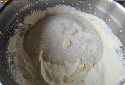 Фото шага рецепта Королевская ватрушка 191534 шаг 3  