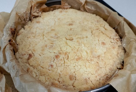 Фото шага рецепта Королевская ватрушка 191602 шаг 11  