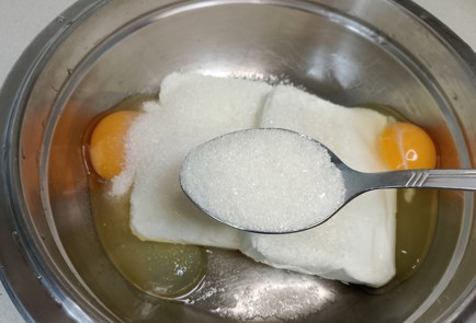 Фото шага рецепта Королевская ватрушка 191602 шаг 2  