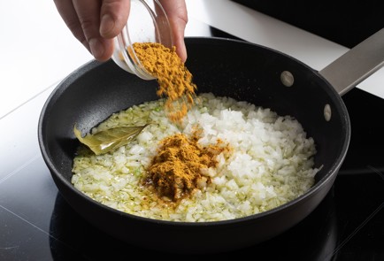 Фото шага рецепта Коронейшенчикен 140340 шаг 5  