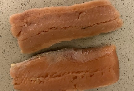 Фото шага рецепта Корзинки из горбуши с зеленью 191011 шаг 3