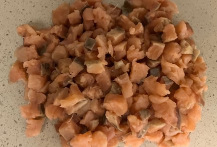 Фото шага рецепта Корзинки из горбуши с зеленью 191011 шаг 4