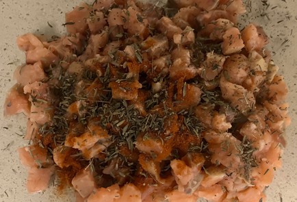 Фото шага рецепта Корзинки из горбуши с зеленью 191011 шаг 7