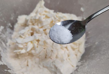 Фото шага рецепта Корзиночки с лимонным кремом и меренгой 189135 шаг 1  