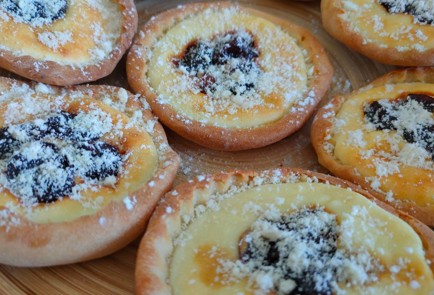 Фото шага рецепта Корзиночки с творожным кремом и ягодами 189247 шаг 32  