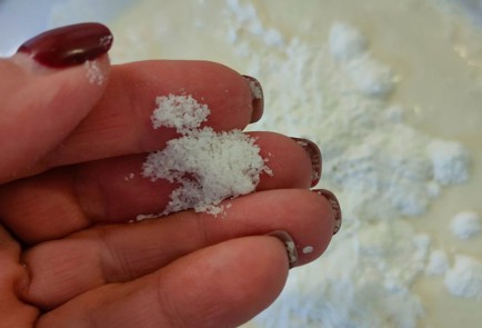 Фото шага рецепта Корзиночки с творожным кремом и ягодами 189247 шаг 8  