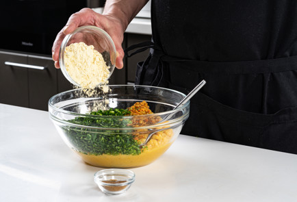 Фото шага рецепта Котлеты из чечевицы 191460 шаг 8  