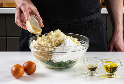 Фото шага рецепта Котлеты из цветной капусты 191451 шаг 8  