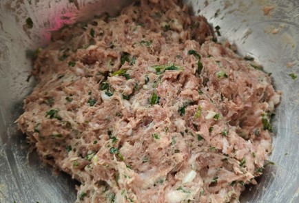 Фото шага рецепта Котлеты из домашнего фарша со шпинатом 189845 шаг 9  