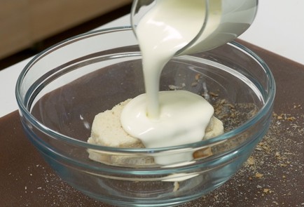 Фото шага рецепта Котлеты из индейки 140750 шаг 3  