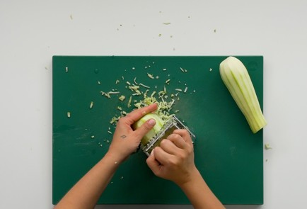 Фото шага рецепта Котлеты из кабачков с сыром 34225 шаг 1  