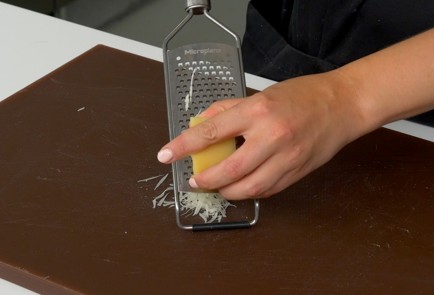 Фото шага рецепта Котлеты из кабачков с сыром 34225 шаг 5  