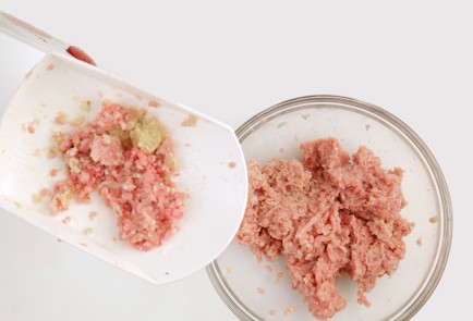 Фото шага рецепта Котлеты из кролика с кабачками 58182 шаг 1  