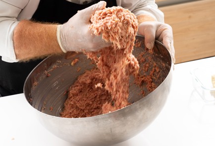 Фото шага рецепта Котлеты из курицы и телятины 139264 шаг 6  