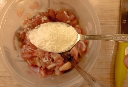 Фото шага рецепта Котлеты из рубленой курицы поминистерски 191176 шаг 5  