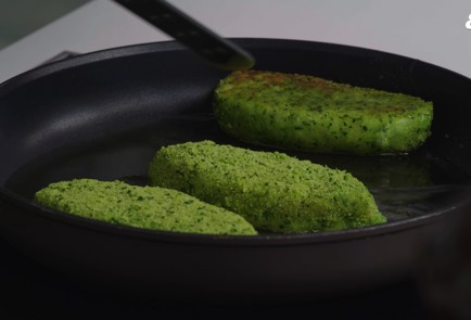 Фото шага рецепта Котлеты из сибаса 152116 шаг 12  