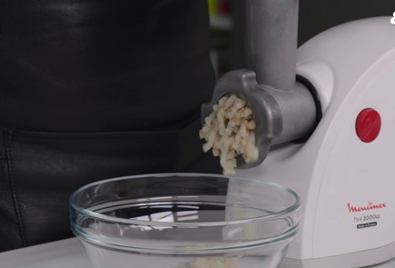 Фото шага рецепта Котлеты из сибаса 152116 шаг 5  