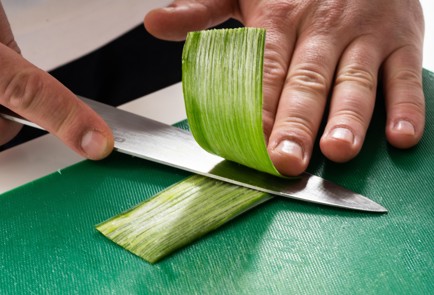 Фото шага рецепта Котлеты покиевски из перепелки с тыквенным соусом и картофельным пюре 140794 шаг 16  