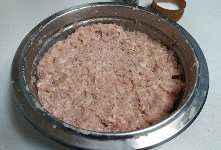 Фото шага рецепта Котлеты с хлебом и фаршем 189839 шаг 8  