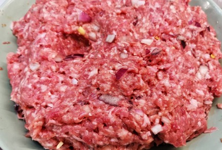 Фото шага рецепта Котлеты с начинкойкапрезе 150971 шаг 5