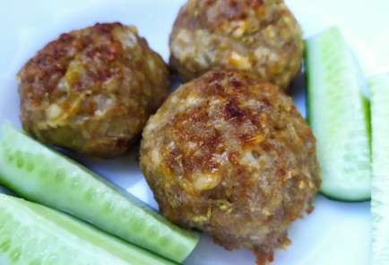 Фото шага рецепта Котлеты с пекинской капустой 189237 шаг 9  