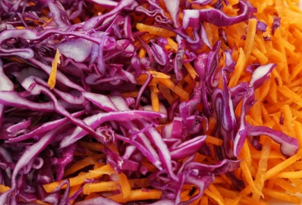 Фото шага рецепта Коулсло из краснокочанной капусты 174728 шаг 3  