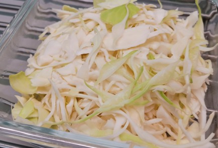 Фото шага рецепта Коулсло с соусом цахтон 175393 шаг 1  