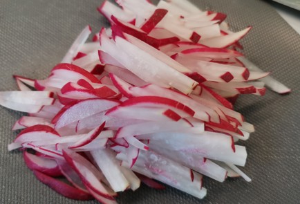 Фото шага рецепта Коулсло с заправкой из авокадо 187140 шаг 2