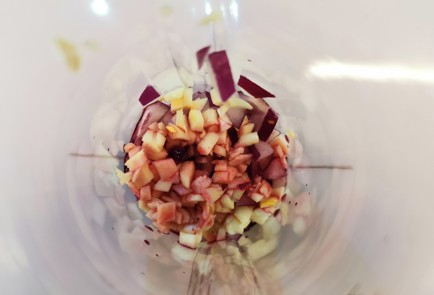 Фото шага рецепта Коулсло со свекольной заправкой 175532 шаг 7  