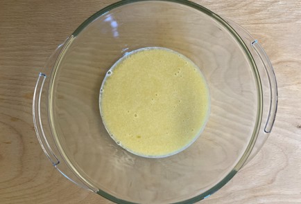 Фото шага рецепта Коврижка с черносливом 174197 шаг 3  