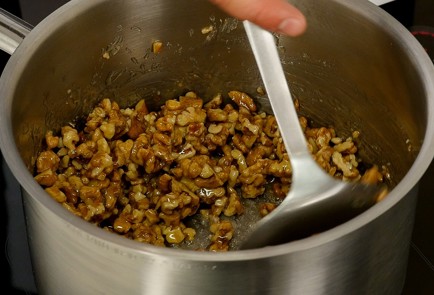 Фото шага рецепта Козинаки 93302 шаг 7  