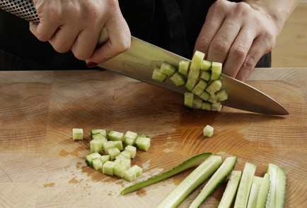 Фото шага рецепта Крабовый салат с яйцами 152965 шаг 4  