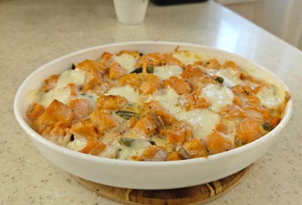 Фото шага рецепта Красная рыба со стручковой фасолью и моцареллой в духовке 190850 шаг 10  