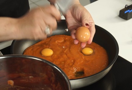 Фото шага рецепта Красная шакшука 125527 шаг 4  