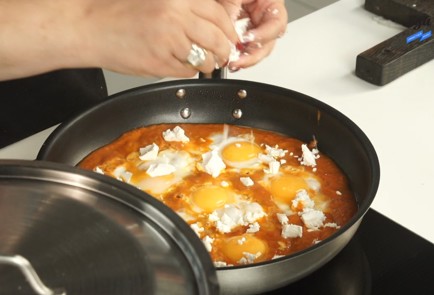 Фото шага рецепта Красная шакшука 125527 шаг 5  