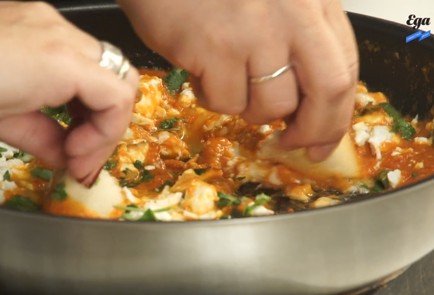 Фото шага рецепта Красная шакшука 125527 шаг 6  