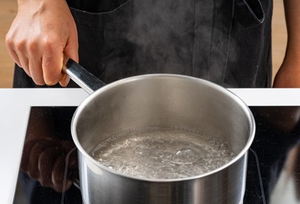 Фото шага рецепта Крем шантильи с персиками 17605 шаг 4  