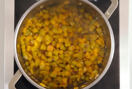 Фото шага рецепта Кремсуп из тыквы с бренди 29897 шаг 3  