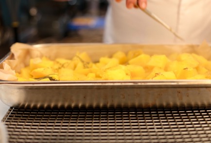 Фото шага рецепта Крем суп из запеченной тыквы 190568 шаг 4  