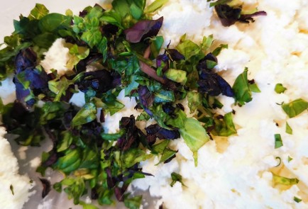 Фото шага рецепта Кремсыр с базиликом 174155 шаг 10  