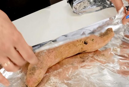 Фото шага рецепта Креольский салат с бататом 92163 шаг 1  