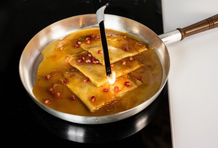 Фото шага рецепта Крепсюзетт с мороженым 138574 шаг 13  