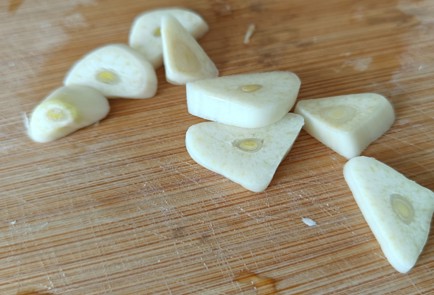 Фото шага рецепта Креветки гриль с чесночным соусом 191208 шаг 6