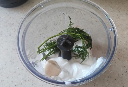 Фото шага рецепта Креветки гриль с чесночным соусом 191208 шаг 8