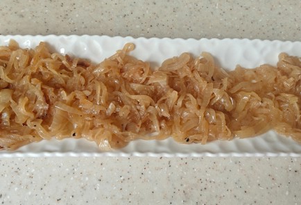 Фото шага рецепта Креветки в луковом соусе 191459 шаг 14  